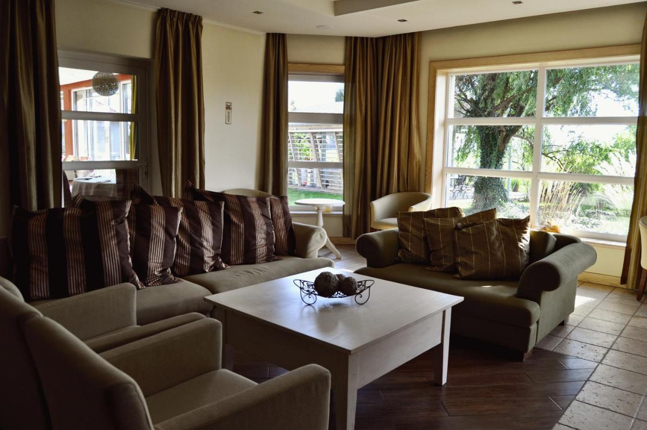 Diva Kacica Restaurant & Pansion Hotel Révkomárom Kültér fotó