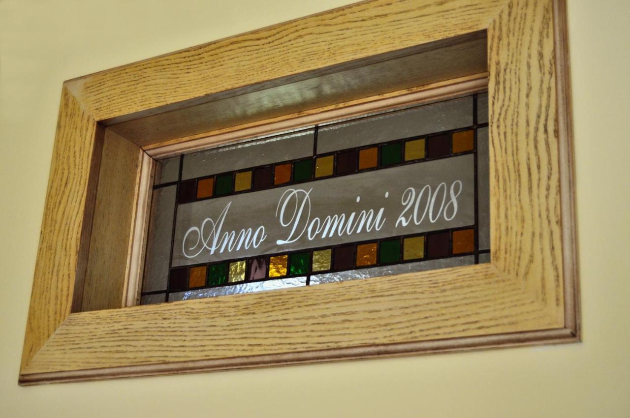 Diva Kacica Restaurant & Pansion Hotel Révkomárom Kültér fotó