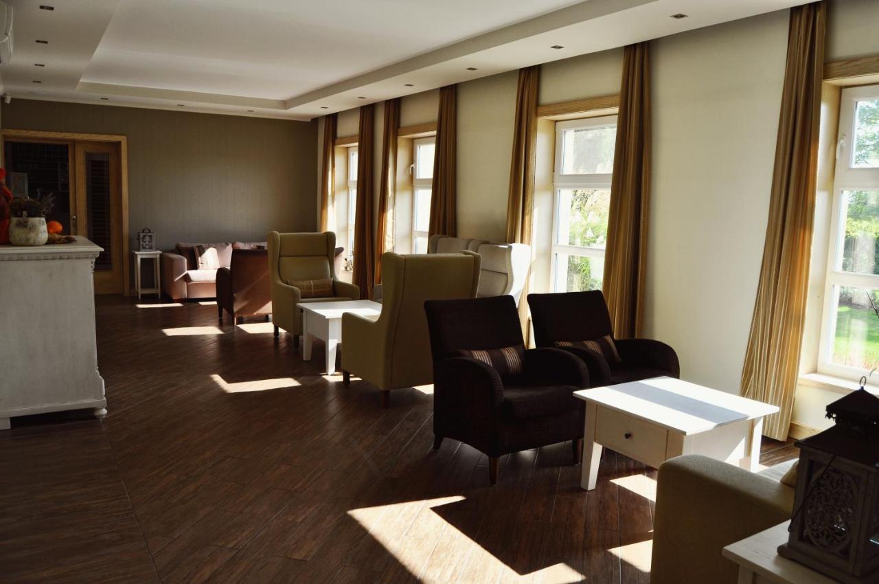 Diva Kacica Restaurant & Pansion Hotel Révkomárom Kültér fotó